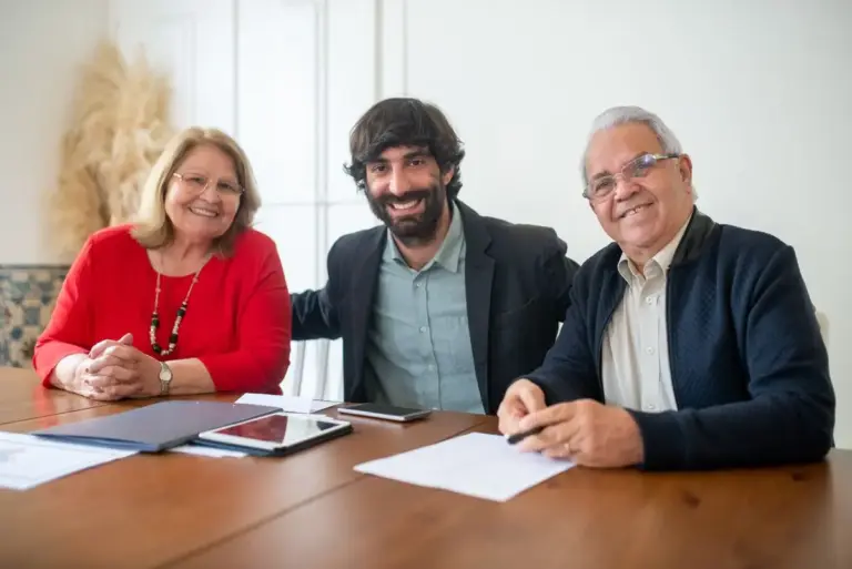 Passaggio generazionale d’impresa: patto di famiglia, holding o donazione? Cosa è cambiato